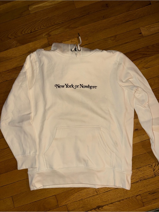 New York Or Nowhere Tops - New York or Nowhere White Pullover Hoodie - Logo Chest
